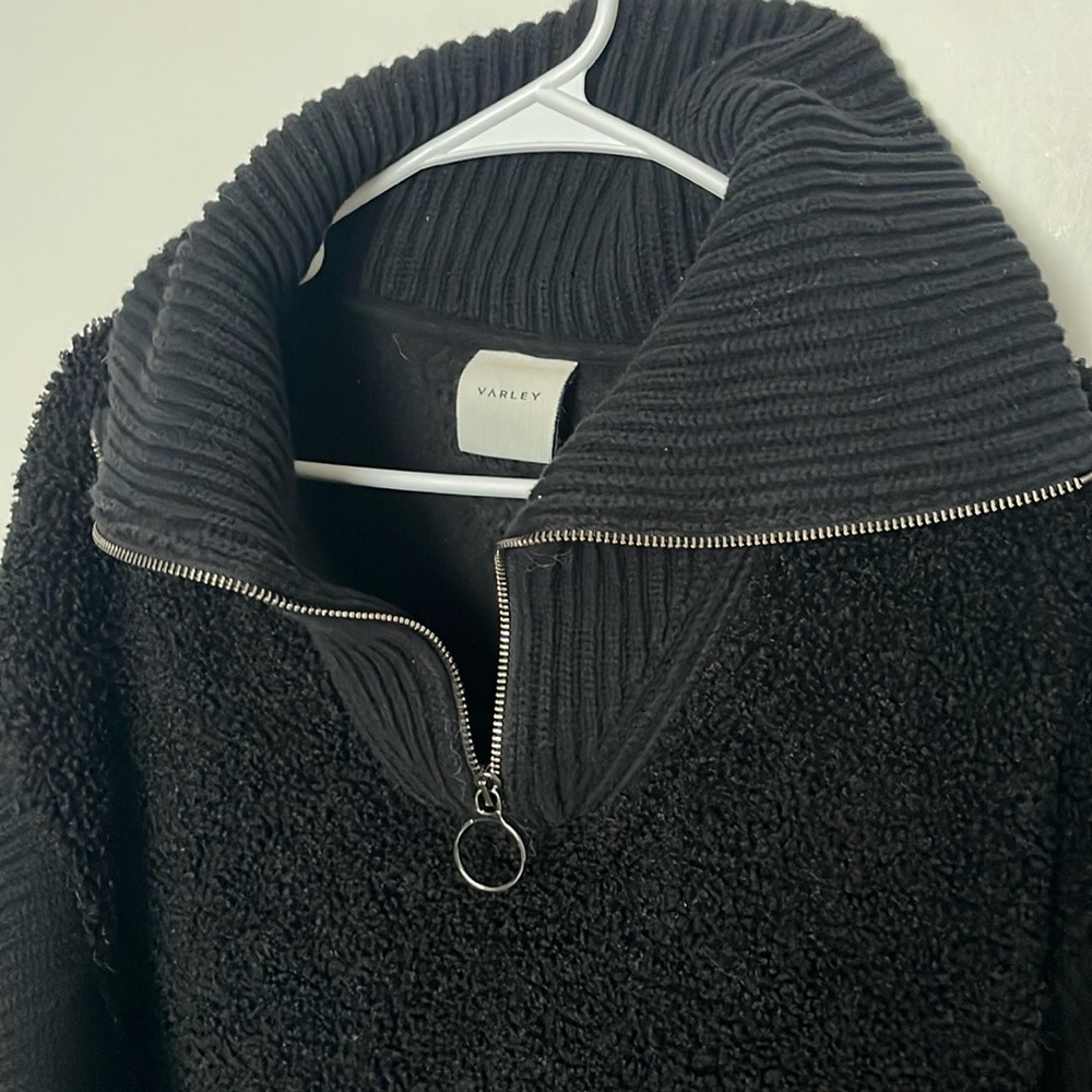 Varley Ribbed Black Sweater Fleece Pullover, worn twice - Picture 3 of 6